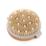 Brosse exfoliante avec picots de massage